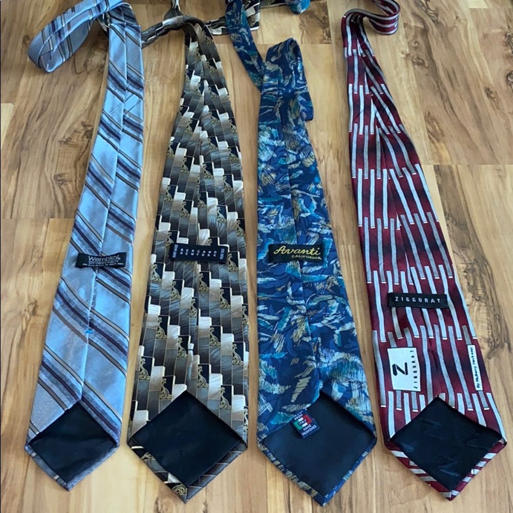 💠 4 Vintage Ties!